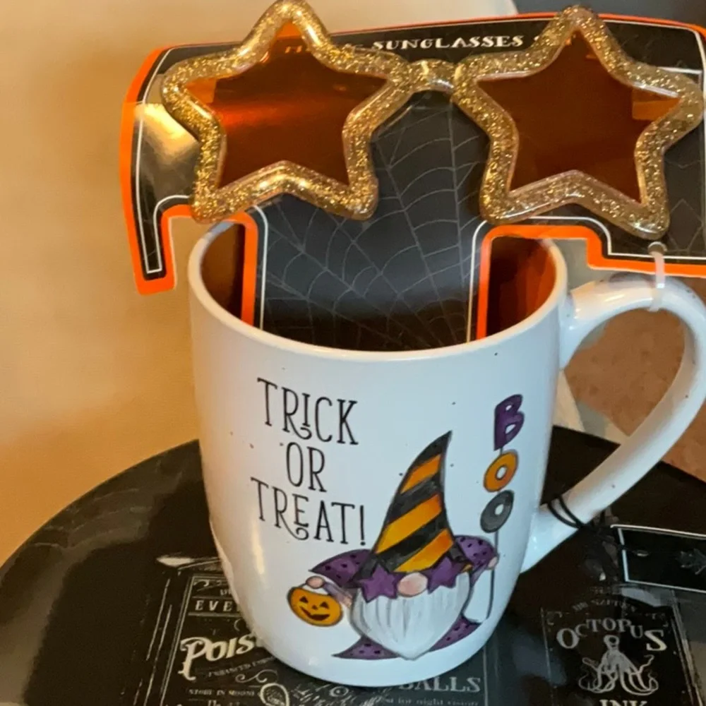 Halloween Trick or Treat Gnome BOO farmhouse mug & Fun Star Shaped Glasses